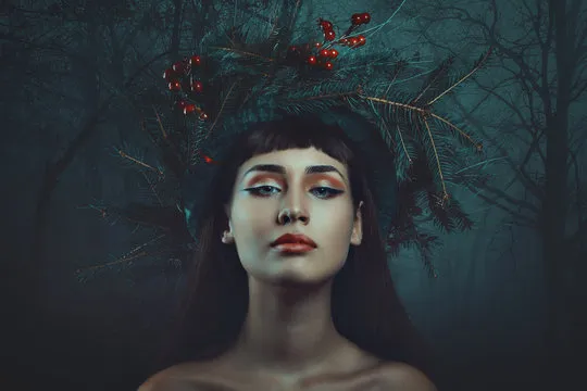 情报研究员头像示意